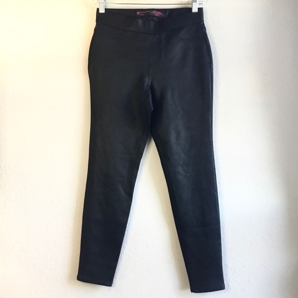 Faux leather black stretchy pants jeggings Waist 27" Sz S